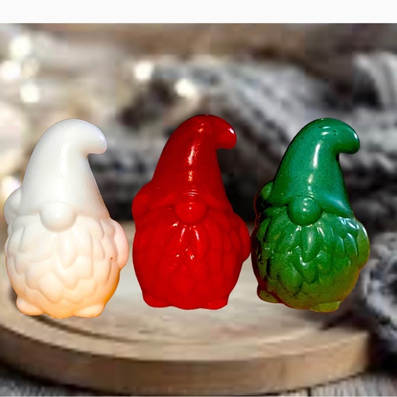 Christmas Santa Gnome Soap Bar, Holiday Soap, Guest Soap, White Elephant Gift - Picture 8 of 16